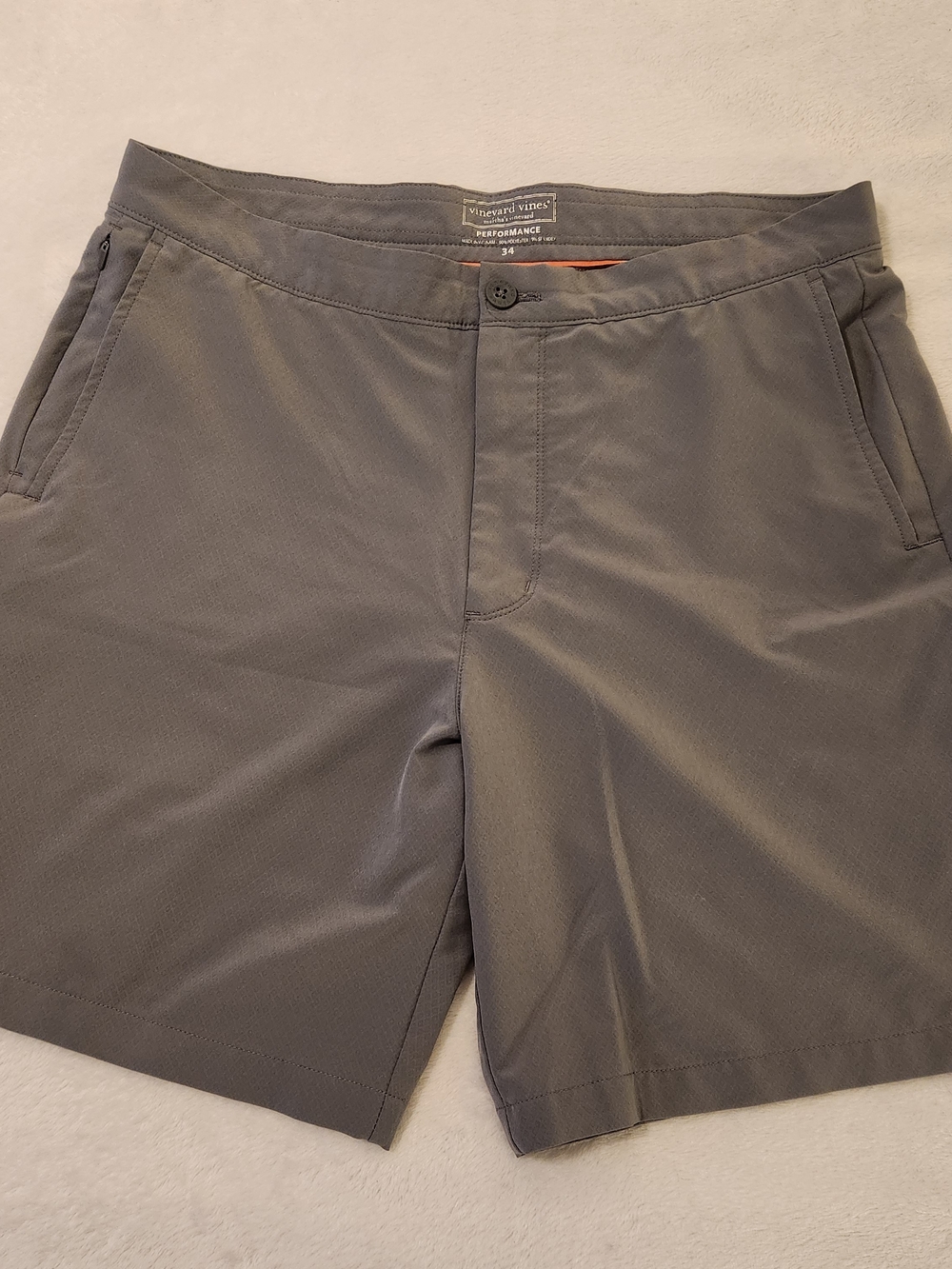 Vineyard Vines Men's Gray Performance Shorts Size 34